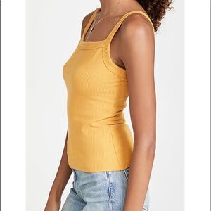 Reformation Rochelle Size Lg  NWT OCHRE color (mustard) Brat Girl Summer